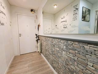 Appartement  Consol nogueras. Piso con terraza y plaza de aparcamiento