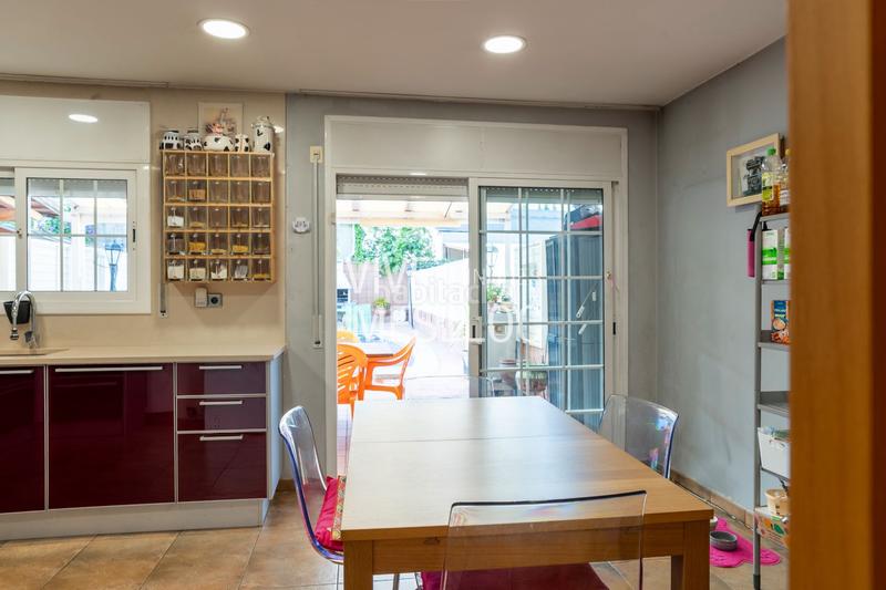 Foto f865c8a6-ba37-40d8-a264-4d75d9160fd7. Casa adossada amb calefacció piscina a Centre-Nucli Antic Premià de Mar