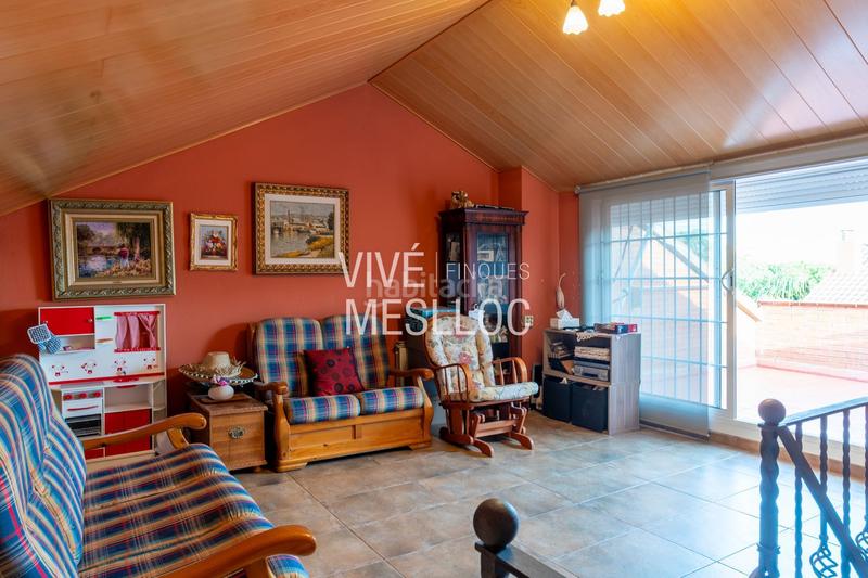 Foto 44d47c4e-4952-48da-a227-49a1f945d11d. Maison jumelée avec chauffage piscine dans Centre-Nucli Antic Premià de Mar