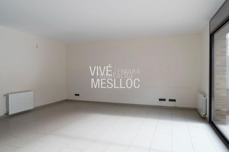 Foto 557b60d3-a1e5-4f1b-b022-9a18dd4a751c. House with heating in Centre Masnou (El)