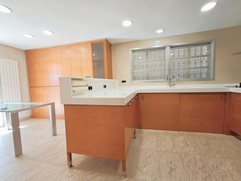 Foto 53223fd9-cc73-4458-b1bf-cee2d9ad293e. Casa con riscaldamento piscina in Urbanitzacions Mataró