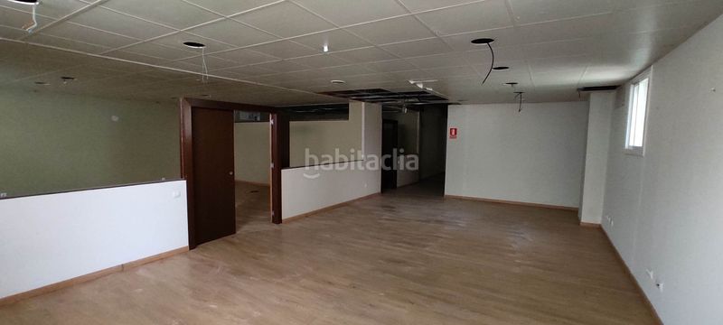 Foto 655452bc-6aee-4443-be1c-1e7c566d07ad. Local comercial a Zona Alta Premià de Mar