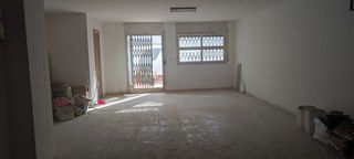 Alquiler Local Comercial en Carme 2