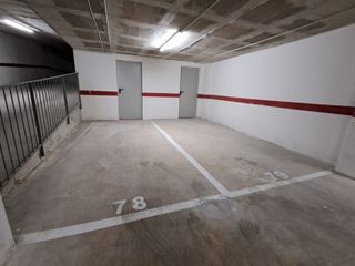 Location Parking voiture à Melendez valdes 11