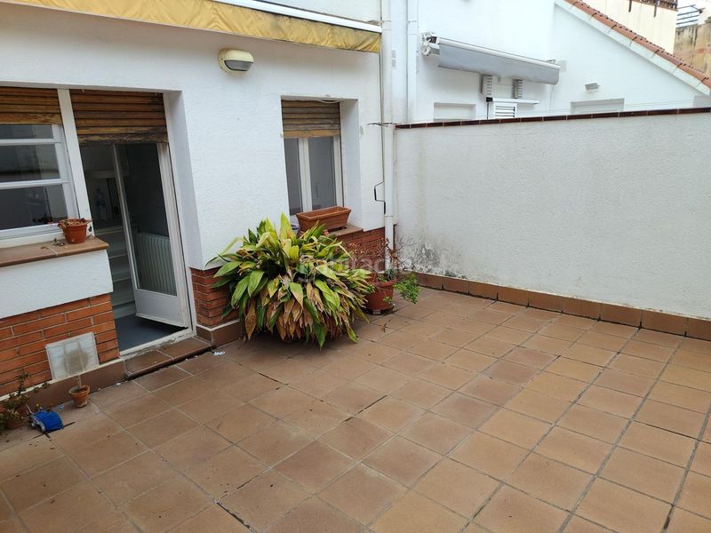 Foto f2ff1892-e6cc-4363-b601-3d001248b9aa. Semi detached house in Banyeres Premià de Mar