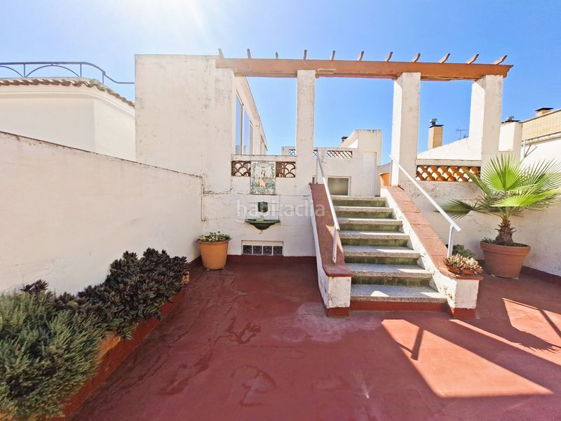 Foto 3d197973-adac-46be-a087-6f1ce38140f0. Casa amb calefacció aparcament a Centre Mataró