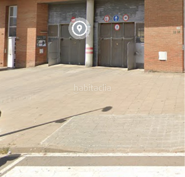 Foto ecb3f3bc-cd7c-4604-8a62-d193675c77e9. Aparcament cotxe a sant oleguer a Els Molins Mataró