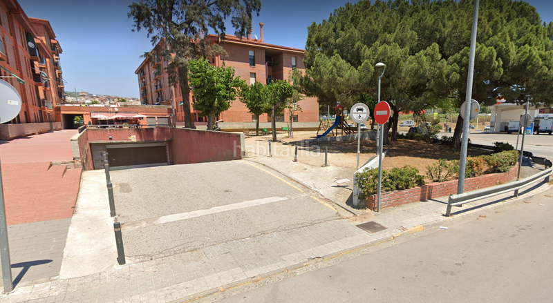 Foto 992f33ee-b2e6-4c33-881a-e2d01fb4134f. Posto auto in josep trueta 6 in Sud Argentona