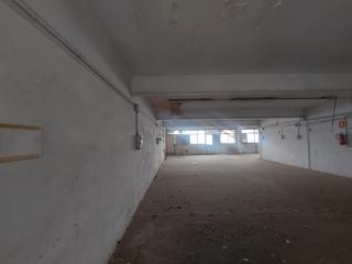 Local Comercial  Carrer de francesc moragas. 2 locales -naves unidos  de 544 m2, misma planta