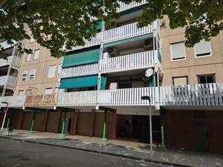 Appartement à Plaça baix llobregat 6. Piso en p. baix llobregat  sin posibilidad de visita.