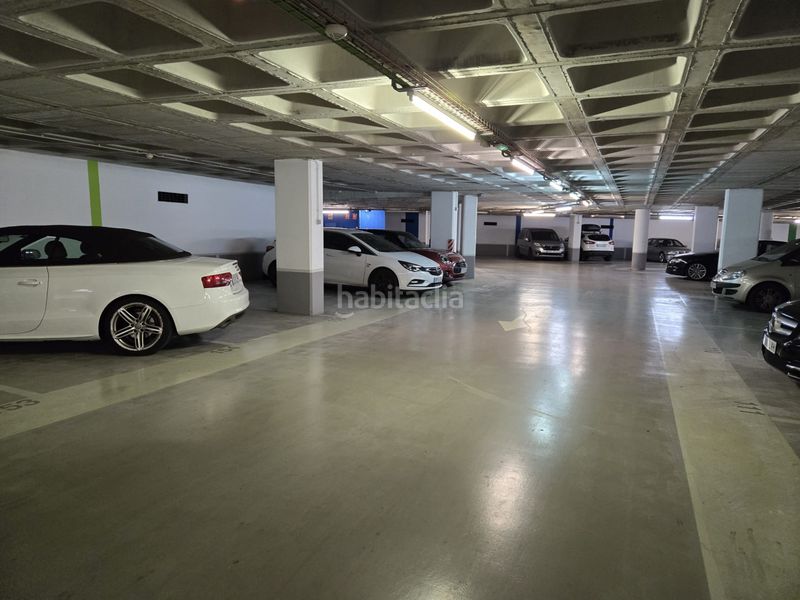 Foto f4bfed70-31e3-4334-8fee-dc97a118c691. Aparcament cotxe a Centre-Can Nadal Sant Feliu de Llobregat