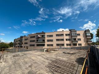 Terreny residencial a Cadrete. Edif. en construcción realizad0 el 20%   42 vdas-48 trasteros-65