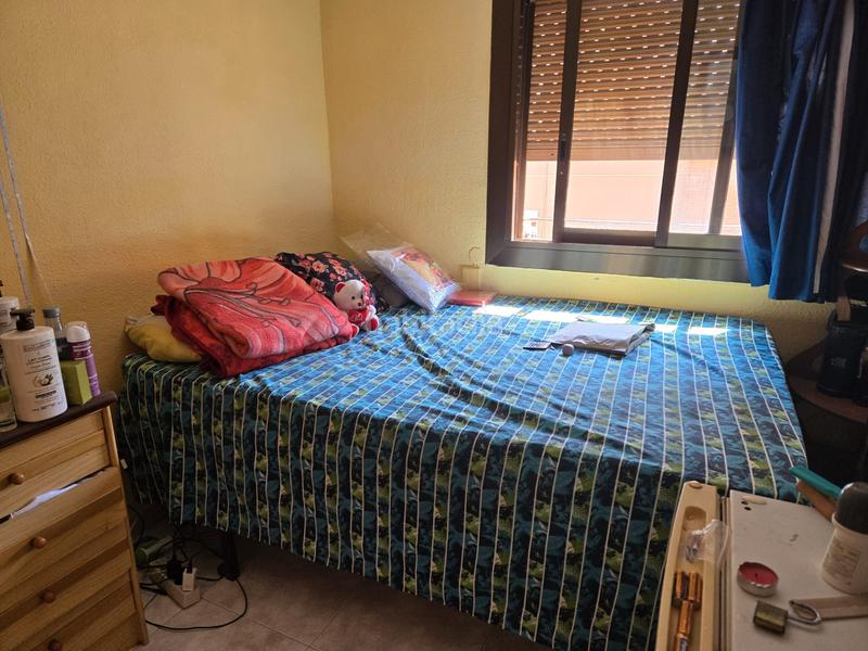 Foto d83d2b46-4cb4-49f7-b5b8-3b35105f883f. Pis a carrer de l'alegria 34 a Les Planes Hospitalet de Llobregat (L´)