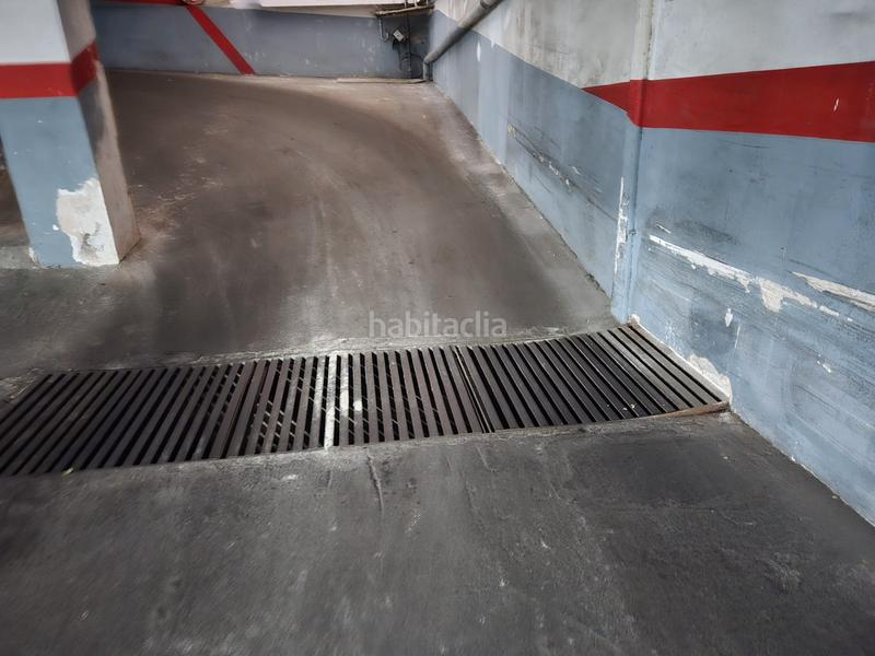 Foto 4c379f57-aaa5-4e8c-9ee0-968773548139. Aparcament cotxe a carrer d'enric prat de la riba 333 a Hospitalet de Llobregat (L´)