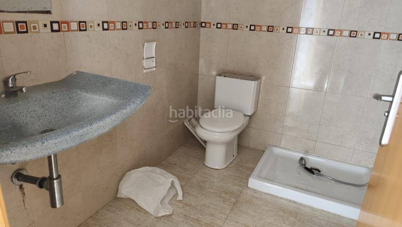 Foto 0bc2d3cc-f47d-4f40-9a12-bd9a275d0442. Xalet amb calefacció aparcament piscina a Castellet i la Gornal
