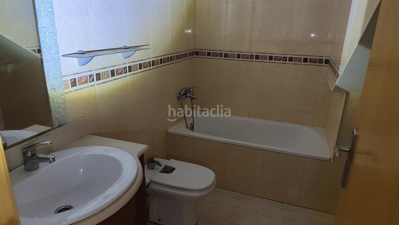 Foto c7108d5f-9e95-4c69-b947-4a72950f87f7. Xalet amb calefacció aparcament piscina a Castellet i la Gornal