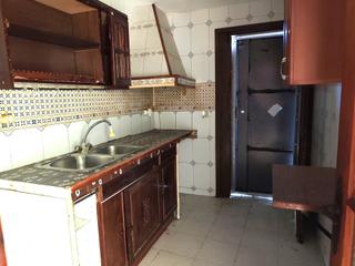 Chalet  Pontons. Casa ideal con terreno en centro pueblo, tiendas y comunicacion