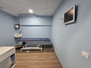 Affitto Ufficio in Carrer d'enric prat de la riba 154. Despachos médicos en alquiler,totalmente montados  mutuas-cowork