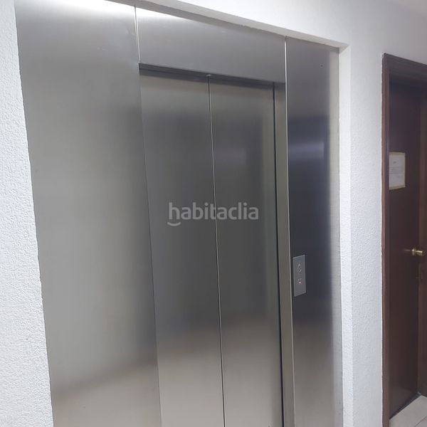 Foto ad0e4954-2479-4e5c-bdad-4f1a7fa0e1f7. Pis amb calefacció a La Nova Esquerra de l´Eixample Barcelona