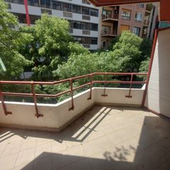 Pis a La Nova Esquerra de l´Eixample. Amplio de 125 m² - 4 habitaciones - 2 baños - balcon