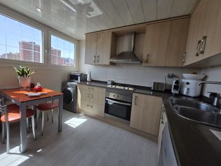Attique  Avinguda d'isabel la catòlica. Super ático  terraza 45 m2  a nivel vistas-sol-totalmente reform
