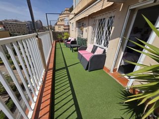 Attique  Avinguda d'isabel la catòlica. Super ático  terraza 45 m2  a nivel vistas-sol-totalmente reform