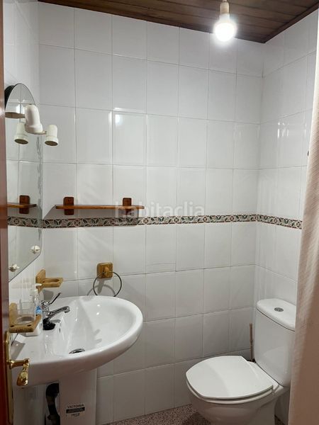 Foto a94937ee-55e2-4849-8e36-1fce145f02be. Casa amb xemeneia calefacció a Folgoso do Courel