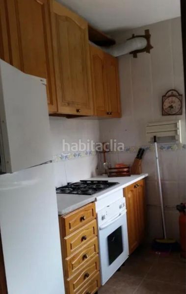 Foto be72f8bc-624e-460d-abd2-86be597d2201. Casa amb xemeneia calefacció a Folgoso do Courel