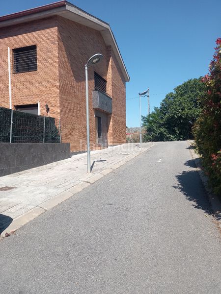 Foto 1ca37696-eed0-40ae-b0ca-4c50b6b02da9. Casa amb calefacció aparcament a Montmeló