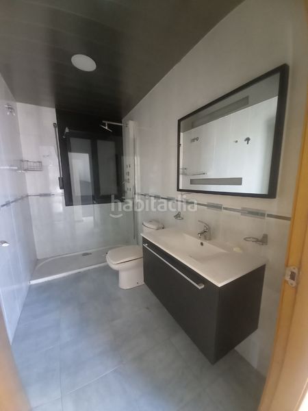 Foto 4b92d60e-a42a-4e3f-9cd0-ffeb22c064d3. Casa amb calefacció aparcament a Montmeló