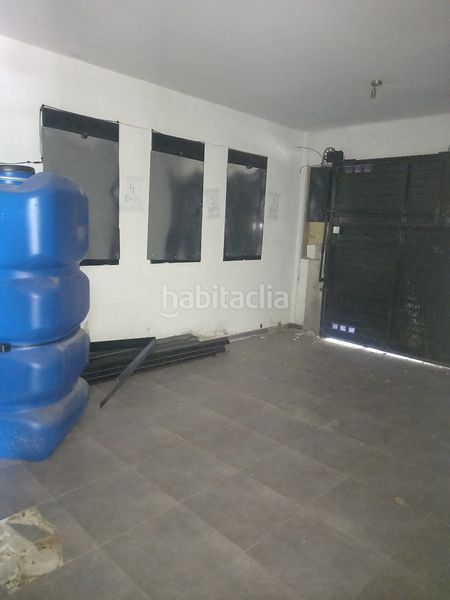 Foto b0b77dfa-4943-4d38-8ef9-3b897b0da738. Casa amb calefacció aparcament a Montmeló