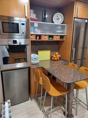 �tico  Rambla just oliveras. Super   �tico   reformado    con   ascensor   junto   rambla