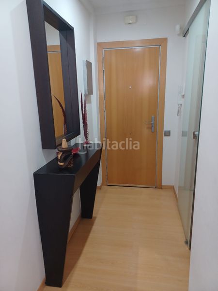 Foto 485a4268-fb29-4a70-b597-387331022227. Àtic amb calefacció a Centre Hospitalet de Llobregat (L´)
