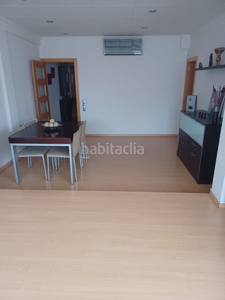 Foto 5c468ae5-e1ac-44eb-843c-f30d7dccaebd. Àtic amb calefacció a Centre Hospitalet de Llobregat (L´)