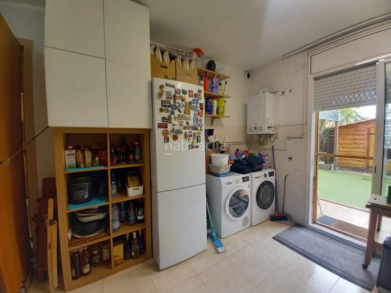 Foto 5fb39c04-006b-4b8b-855b-b30f896ede42. Casa adossada amb xemeneia calefacció aparcament a Lliçà d´Amunt