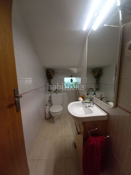 Foto 64d146b9-a62f-42c9-baf3-3227e9c3afe9. Casa adossada amb xemeneia calefacció aparcament a Lliçà d´Amunt