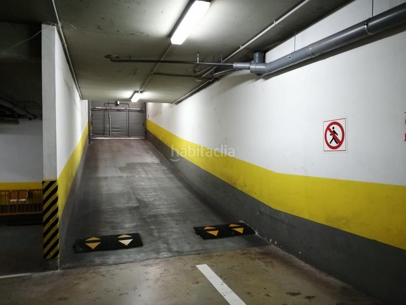 Foto 8988da8a-0e5f-4491-816e-f40c645928ef. Rent car parking in carrer del torrent de l'olla 161 in Barcelona