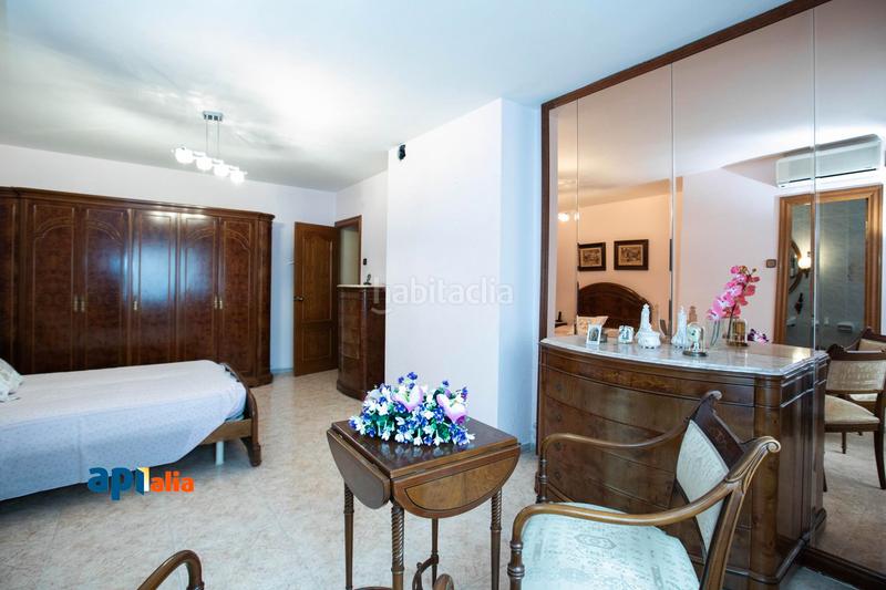 Foto 25ac6f10-eb49-4d46-a8d8-a27eb773ce53. Appartement avec chauffage parking dans El Gall Esplugues de Llobregat