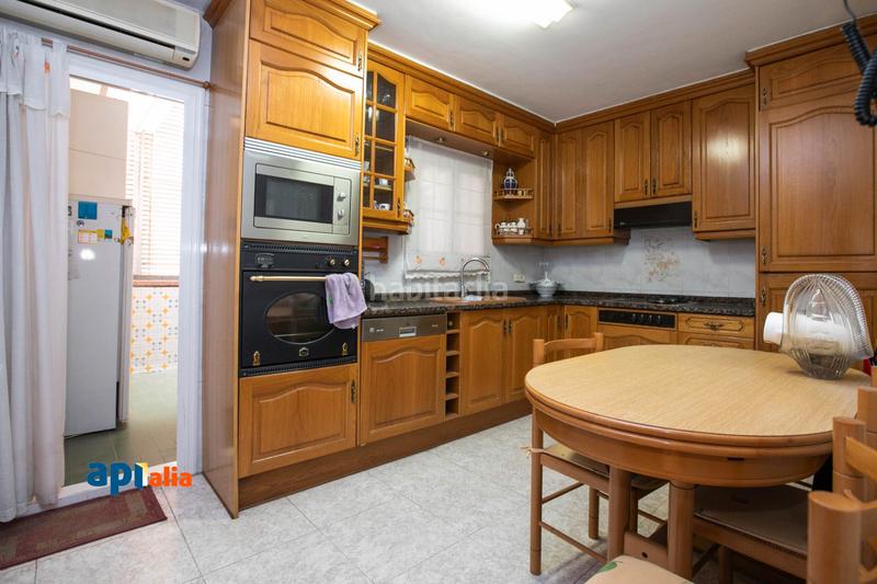 Foto 99654280-51ef-4afb-9815-a018f80ae0a0. Appartement avec chauffage parking dans El Gall Esplugues de Llobregat