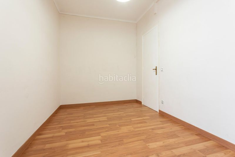 Foto e0fd00dc-90cd-4806-a7de-f36cf44eb284. Pis amb calefacció a Vila de Gràcia Barcelona