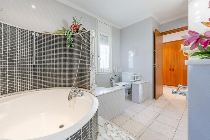 Foto 30263b04-134b-46cd-9c5f-6ca2598185c1. Casa amb calefacció a Urbanitzacions Mataró