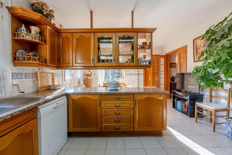 Foto bd8bea54-84ac-480b-b795-468f3fae236a. Casa amb calefacció a Urbanitzacions Mataró