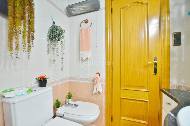 Foto 364f98b6-1a16-4ef0-bdf4-11ed6e9312d1. Piso  reformado en cnapoles en Llatí Santa Coloma de Gramenet