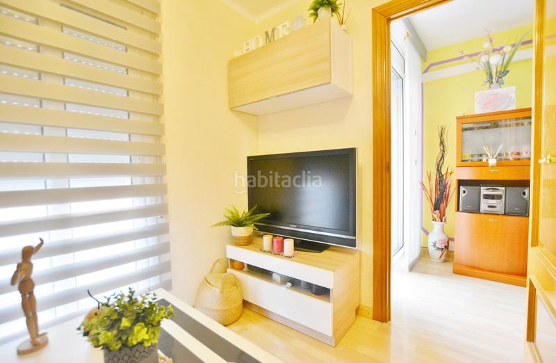 Foto 748948b7-a72a-4865-a1fe-5b8df7519313. Piso  reformado en cnapoles en Llatí Santa Coloma de Gramenet