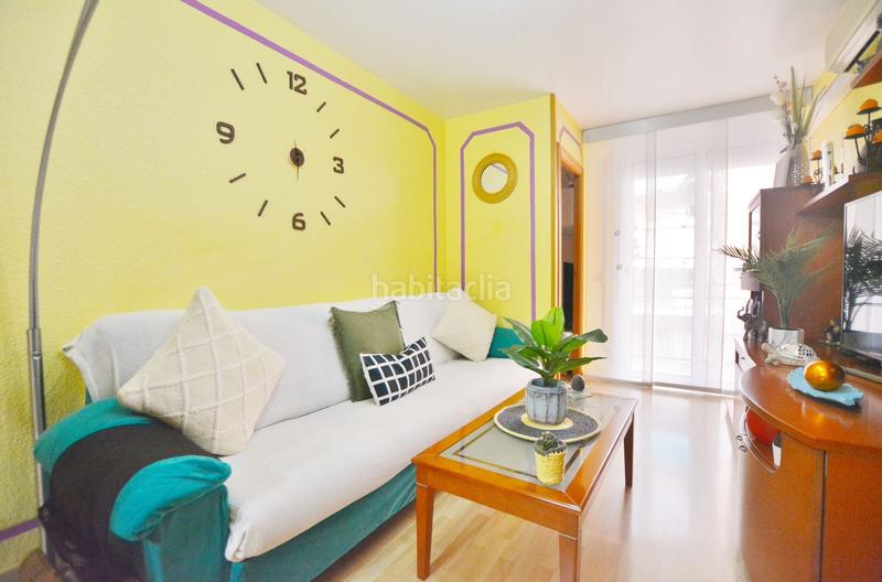 Foto 979a9ae8-2c2c-4a2c-bf53-14bb9a4083a1. Piso  reformado en cnapoles en Llatí Santa Coloma de Gramenet