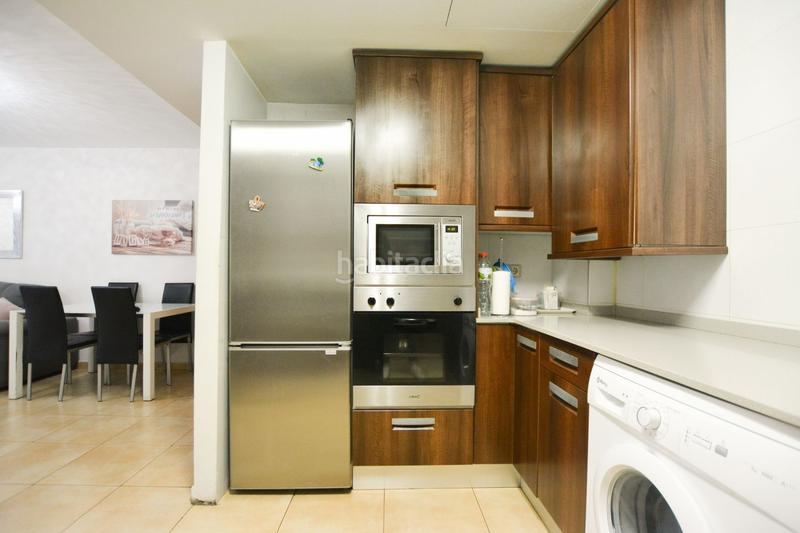 Foto 36c75988-4698-4ae4-ad41-45b4badcb5c4. Flat with heating pool in Llatí Santa Coloma de Gramenet