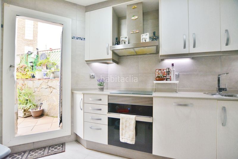 Foto a6353b59-ccb0-49ca-944b-72d39046d166. Àtic a Centre Santa Coloma de Gramenet