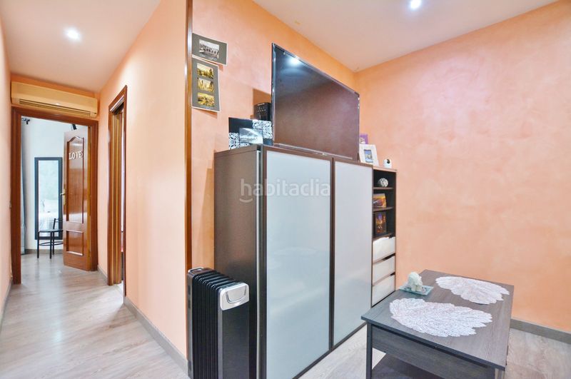 Foto e67472c9-8fa7-48c7-8e71-c8cf2648caa3. Àtic a Centre Santa Coloma de Gramenet