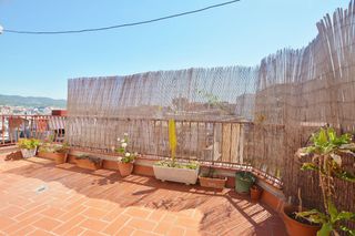 Pis  Monturiol. Atico con terraza