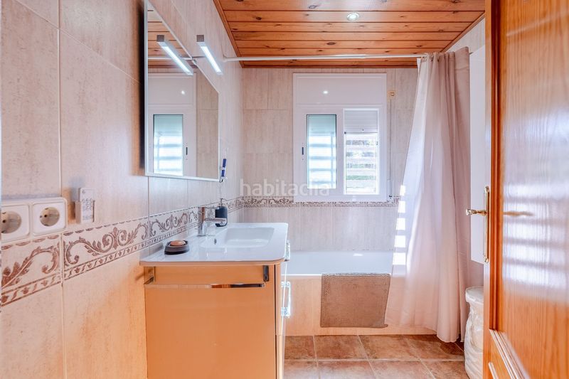 Foto 4bd08988-231d-4259-a19b-4ae14c275d83. Casa amb calefacció aparcament a Sant Cebrià de Vallalta